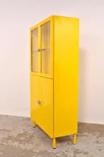 Vintage apothekerskast medicijnkast vitrinekast 4-deurs, Huis en Inrichting, Kasten | Vitrinekasten, Gebruikt, Glas, 150 tot 200 cm