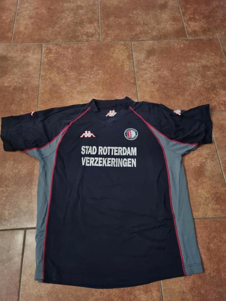 Feyenoord trainings shirt Kappa XXL 2003
BIEDEN BIJ ADV!, Verzamelen, Sportartikelen en Voetbal, Zo goed als nieuw, Shirt, Feyenoord