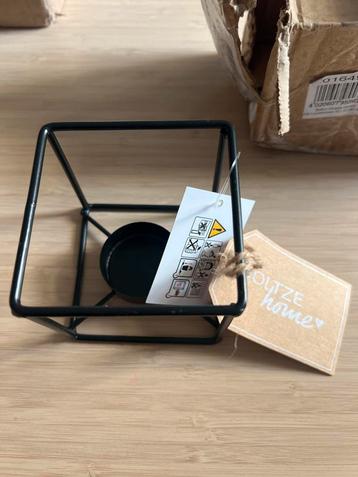 Zwarte Metalen Kandelaar - Boltze Home beschikbaar voor biedingen