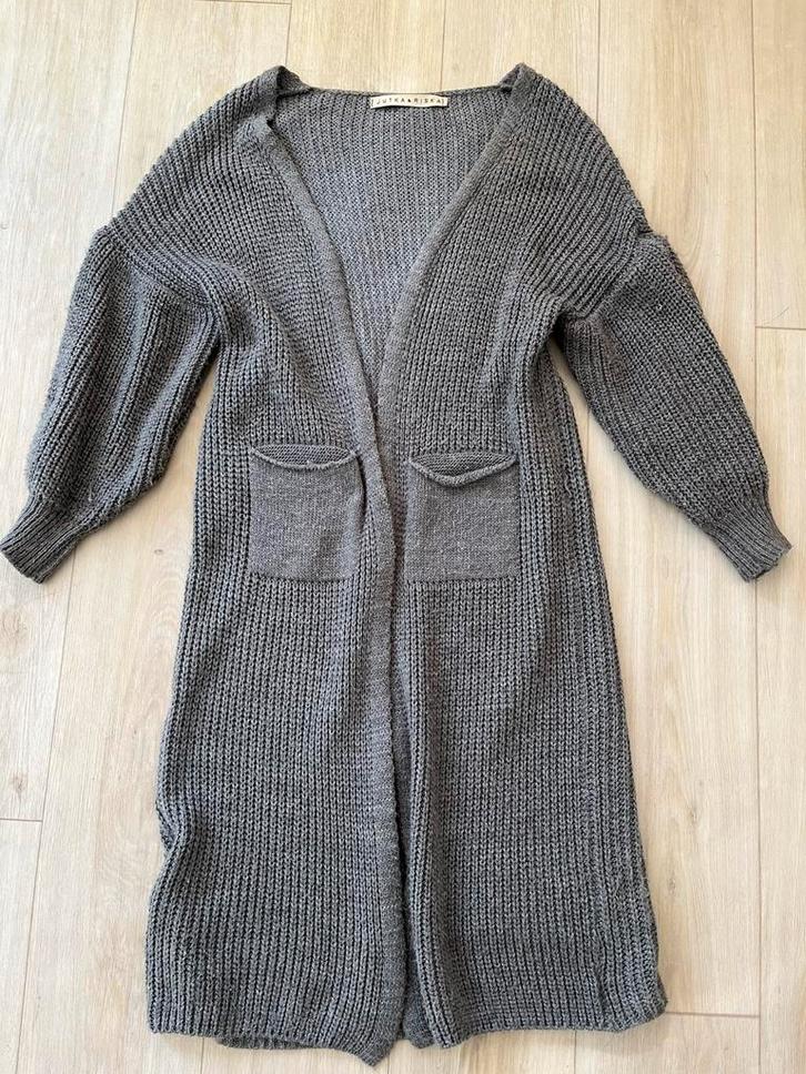 Lang vest Jutka en Riska M L XL grijs, Kleding | Dames, Truien en Vesten, Gedragen, Maat 42/44 (L), Grijs, Ophalen of Verzenden