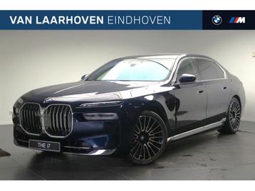 BMW i7 eDrive50 High Executive / Panoramadak Sky Lounge / Ma beschikbaar voor biedingen