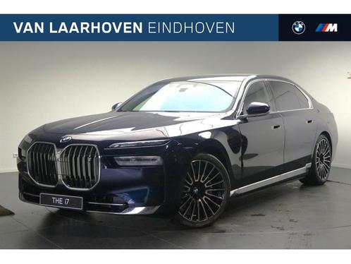 BMW i7 eDrive50 High Executive / Panoramadak Sky Lounge / Ma, Auto's, BMW, Bedrijf, Te koop, i7, Alarm, Lederen bekleding, Metallic lak