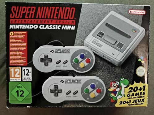SNES Classic Mini, Spelcomputers en Games, Spelcomputers | Nintendo Super NES, Zo goed als nieuw, Met 2 controllers, Met games