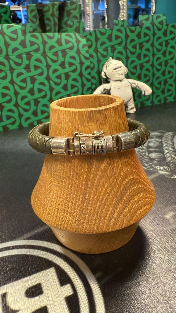 BUDDHA TO BUDDHA ARMBAND TYPE 180OL E BEN SMALL € 89,95, Sieraden, Tassen en Uiterlijk, Armbanden, Zo goed als nieuw, Zilver, Zilver