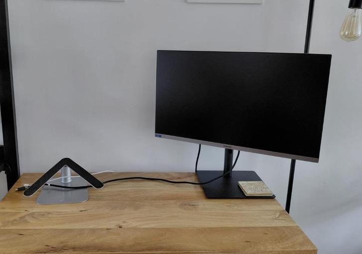 27" Samsung monitor plus stand, Computers en Software, Overige Computers en Software, Zo goed als nieuw, Ophalen