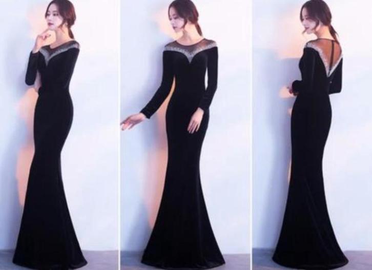 Zwarte lange fluwelen Jurk maat M, NIEUW! SUPER CADEAUTIP!, Kleding | Dames, Gelegenheidskleding, Nieuw, Galajurk, Maat 38/40 (M)