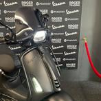 Vespa Sprint 50 4T E4 Notte 2020 met 2.325km Nieuw!!, Ophalen, Zo goed als nieuw, Overige typen, VESPA