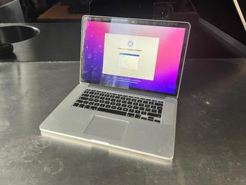 Macbook pro 15 inch beschikbaar voor biedingen
