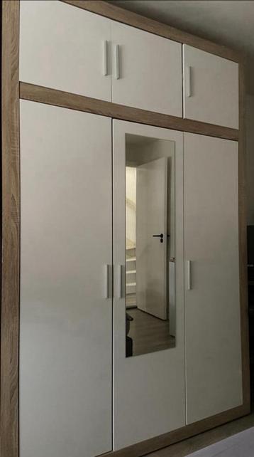 220cm x 140 cm 3 deuren kast