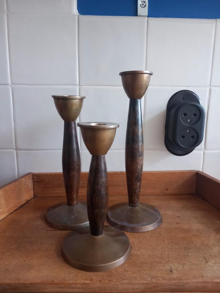 Set van 3 kandelaars in verschillende hoogten., Antiek en Kunst, Antiek | Kandelaars, Ophalen of Verzenden