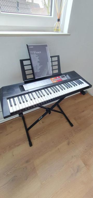 Yamaha PSR-F50 keyboard / piano beschikbaar voor biedingen