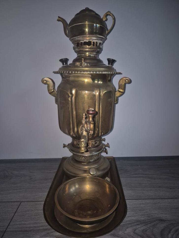 Russische Samovar - Thee zetten in stijl!, Antiek en Kunst, Antiek | Koper en Brons, Ophalen of Verzenden
