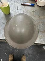 2 orinele engele legerhelmen WW2, Ophalen of Verzenden, Landmacht, Engeland, Helm of Baret
