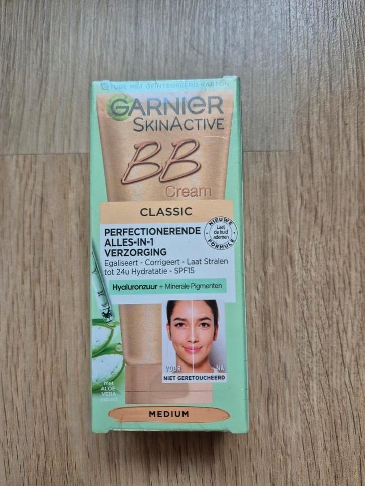 Garnier SkinActive BB Cream - Medium, Sieraden, Tassen en Uiterlijk, Uiterlijk | Cosmetica en Make-up, Nieuw, Make-up, Gehele gezicht