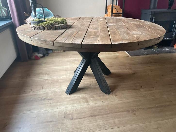 Prachtige robuuste ronde tafel, Huis en Inrichting, Tafels | Eettafels, Gebruikt, 150 tot 200 cm, 100 tot 150 cm, Vijf personen of meer