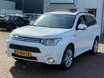 Mitsubishi Outlander 2.0 PHEV Instyle Export, Auto's, Zwart, 4 cilinders, Wit, Vierwielaandrijving