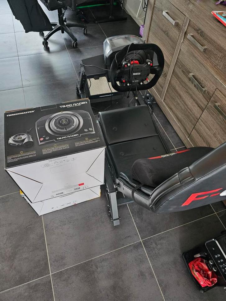 Sim racing, racestuur, next level racing, trustmaster, Computers en Software, Joysticks, Ophalen