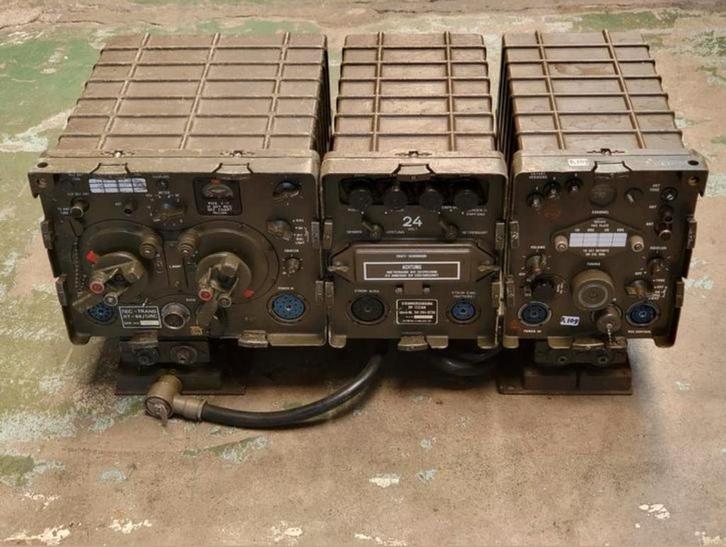 Zender/ontvanger RT-68 PP-112 R-109 mounting NL leger, Verzamelen, Militaria | Algemeen, Landmacht, Nederland, Ophalen