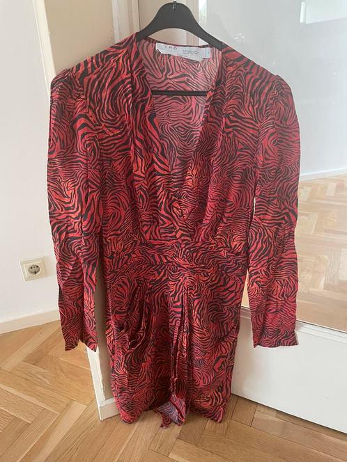 Zgan jurkje Iro maat 34/xs (Frans 36), Kleding | Dames, Jurken, Zo goed als nieuw, Maat 34 (XS) of kleiner, Zwart, Boven de knie