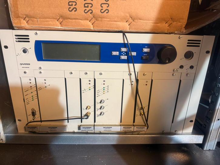 Harris Hirschmann DAB+ zender + eindtrap / lade, Telecommunicatie, Zenders en Ontvangers, Zo goed als nieuw, Zender, Ophalen