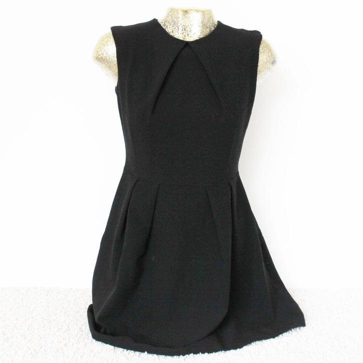 Mooi Perla Nera Jurkje - 94 (M) € 20,-, Kleding | Dames, Jurken, Zo goed als nieuw, Maat 38/40 (M), Zwart, Boven de knie, Ophalen of Verzenden