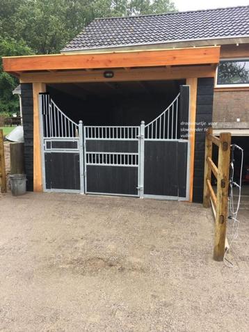 voorwand plus tussenwand DELUX beschikbaar voor biedingen
