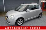Suzuki Swift 1.3 GA Airco Stuurbekrachtiging Jaar APK, Auto's, Suzuki, Stof, Gebruikt, 400 kg, Swift