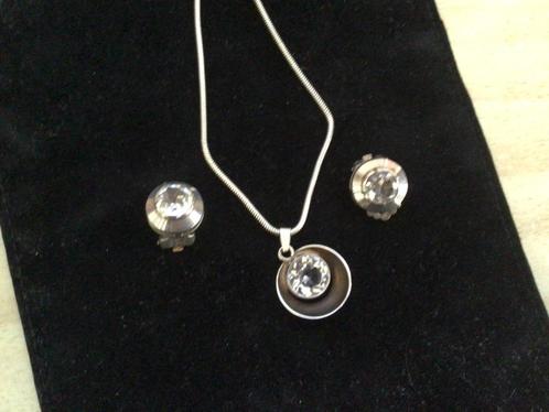 mooie vintage zilveren oorclips en hanger met bergkristal, Sieraden, Tassen en Uiterlijk, Kettinghangers, Zo goed als nieuw, Steen of Mineraal