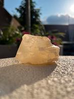 Kracht van Ruwe Calciet:Natuurlijke Energie in Jouw Handen, Ophalen of Verzenden, Mineraal