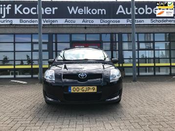 Toyota Auris 1.4-16V Terra beschikbaar voor biedingen