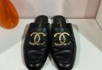 Chanel, Ophalen of Verzenden, Zo goed als nieuw, Zwart, Sneakers of Gympen