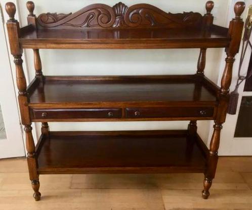 MOOIE KLASSIEKE BUFFET / SIDE TABLE, Huis en Inrichting, Tafels | Sidetables, Gebruikt, 25 tot 50 cm, 100 tot 150 cm, Rechthoekig