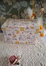 Vintage kartonnen paas doosje, haasjes, kuikentjes, PASEN, Diversen, Pasen, Gebruikt, -, -, Ophalen of Verzenden