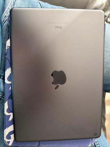 iPad 9e Gen. 64GB - Nette Staat + Pokemon Hoes beschikbaar voor biedingen
