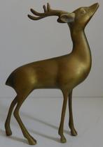 Mid Century, Messing sculptuur van een Hert, Antiek en Kunst, Ophalen of Verzenden, Brons
