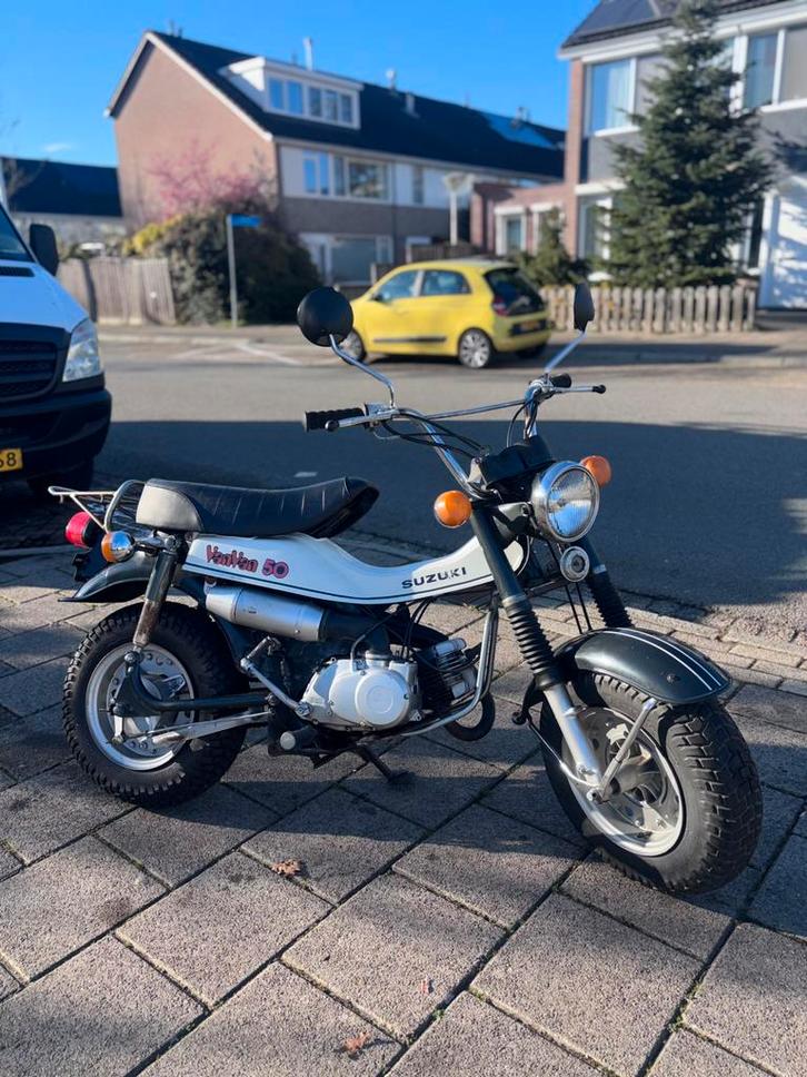 Suzuki RV 50, Fietsen en Brommers, Brommers | Oldtimers, Overige merken, Maximaal 45 km/u, Ophalen of Verzenden