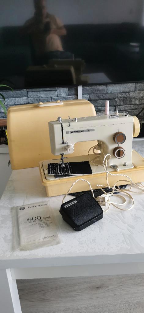 Naaimachine LEWENSTEIN 660 werkt goed, Hobby en Vrije tijd, Naaimachines en Toebehoren, Zo goed als nieuw, Naaimachine, Overige merken