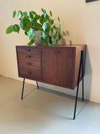 Smal vintage Zweeds sideboard dressoir kastje palissander, Huis en Inrichting, Kasten | Dressoirs, Ophalen, Overige materialen