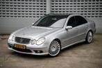 Mercedes-Benz E-KLASSE E55 AMG V8 Kompressor Pano/Keyless/AD, Auto's, Xenon verlichting, Te koop, 476 pk, Zilver of Grijs