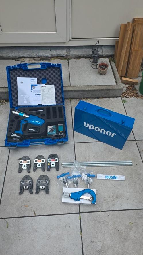 NIEUW UP110 perstang uponor, met koper en staal persbekken, Doe-het-zelf en Verbouw, Gereedschap | Handgereedschap, Nieuw, Ophalen of Verzenden