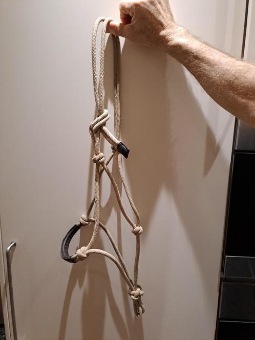 paarden halsters maat full en cob, Dieren en Toebehoren, Paarden en Pony's | Hoofdstellen en Tuigage, Zo goed als nieuw, Overige soorten