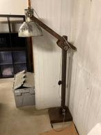 Lamp staand, Ophalen, Gebruikt, Hout, 150 tot 200 cm