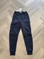 Nieuw Nike Tech broek maat XS (Barcelona), Kleding | Heren, Sportkleding, Blauw, Nike, Nieuw, Ophalen of Verzenden