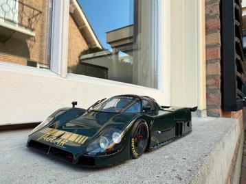 1:18 Jaguar XJR-9 V12 TWR Street groen 1988 Exoto Motorbox beschikbaar voor biedingen