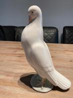 Witte duif lladro H 21 B 13 cm, Verzamelen, Beelden en Beeldjes, Ophalen of Verzenden, Zo goed als nieuw