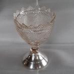 Kristallen bokaal met zilveren voet gemerkt 23 cm. hoog, Antiek en Kunst, Antiek | Glas en Kristal, Ophalen