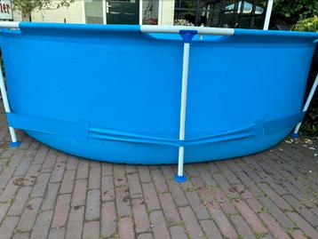 Zwembad rond 300cm en 75 cm hoog inclusief toebehoren beschikbaar voor biedingen