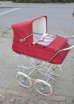 Prachtige 60e jaren poppenwagen, Kinderen en Baby's, Speelgoed | Poppen, Ophalen of Verzenden, Zo goed als nieuw, Babypop