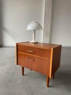 Vintage jaren 50 bijzetkastje met klep en lade, Huis en Inrichting, Kasten | Ladekasten, Ophalen, Gebruikt, ., 2de hands