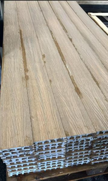 Timmdek vlonderplanken composiet 2.3x14x230cm Teak kleur  beschikbaar voor biedingen